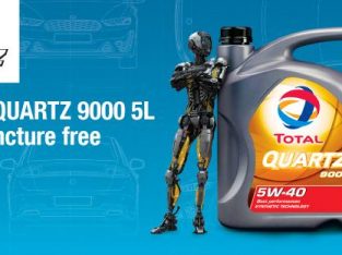 Pour chaque achat de TOTAL QUARTZ 9000, en logement de 5 litres, recevez un STOP Crevaison,  gratuitement.